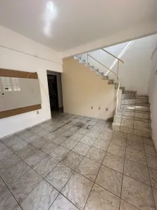 Casa com 3 Quartos para alugar, 72m² no Chácara dos Pinheiros, Cuiabá