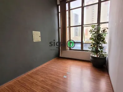 Sala Comercial para alugar, 200m² no Mirandópolis, São Paulo