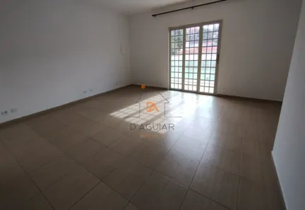 Casa de Condomínio com 4 Quartos para alugar, 140m² no Vila Albertina, São Paulo