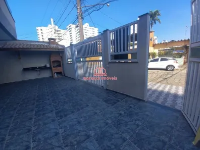 Sobrado com 2 Quartos à venda, 127m² no Aviação, Praia Grande