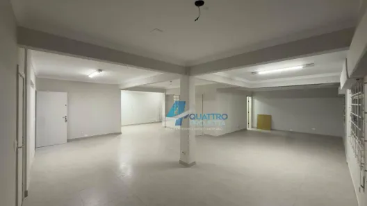 Sala Comercial para alugar, 150m² no Centro, Londrina