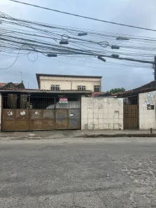 Casa com 3 Quartos à venda, 250m² no Castelo Branco, Salvador