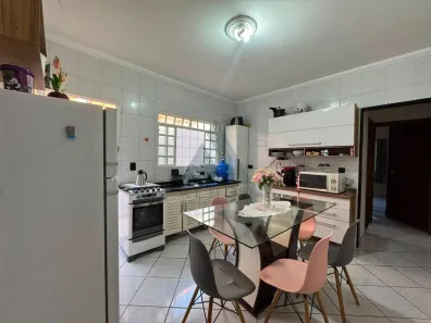 Casa com 2 Quartos à venda, 115m² no Jardim Fogaça, Itapetininga