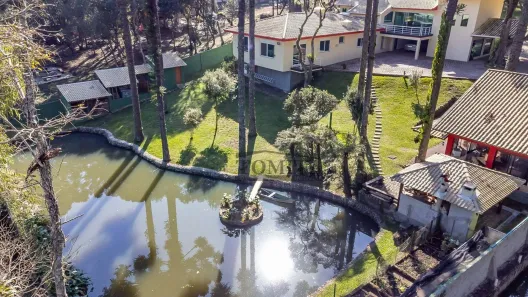 Casa de Condomínio com 3 Quartos à venda, 458m² no Jardim Veneza, Piraquara