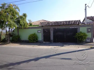 Casa com 3 Quartos à venda, 265m² no Vila Verde, Resende