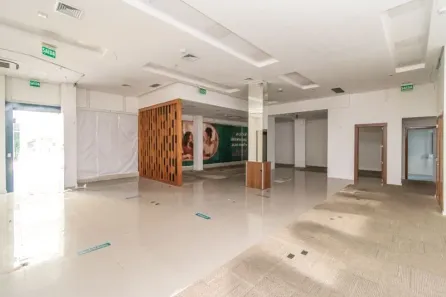 Ponto Comercial para alugar, 183m² no Menino Deus, Porto Alegre