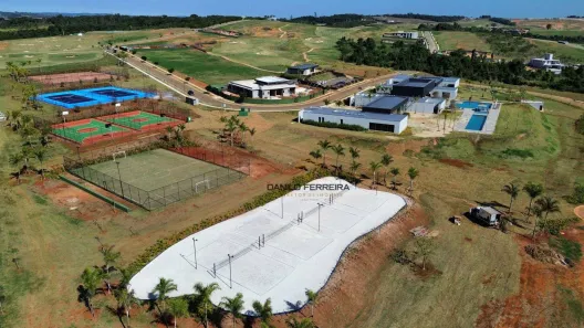 Lote/Terreno à venda, 1336m² no Condomínio Portofino, Piedade