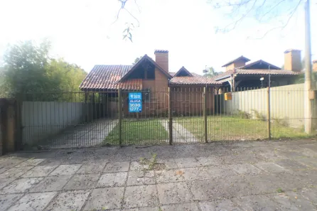 Casa com 3 Quartos para alugar, 137m² no Laranjal, Pelotas