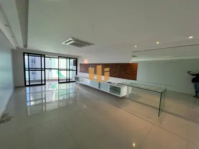 Apartamento com 3 Quartos para alugar, 130m² no Boa Viagem, Recife