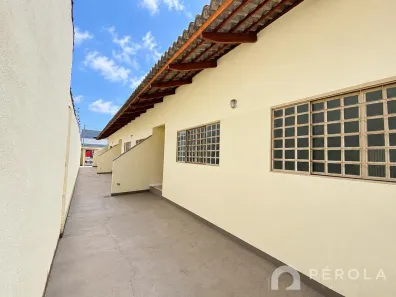 Casa com 2 Quartos para alugar, 54m² no Jardim América, Goiânia