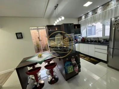 Casa com 2 Quartos à venda, 166m² no Vila Helena, Jundiaí