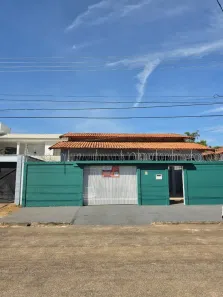 Casa com 4 Quartos à venda, 240m² no Plano Diretor Norte, Palmas