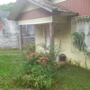 Casa com 2 Quartos à venda, 75m² no Medianeira, Porto Alegre