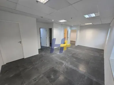Sala Comercial à venda, 82m² no Vila Gertrudes, São Paulo