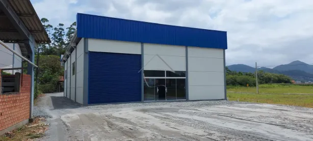 Galpão/Depósito/Armazém para alugar, 375m² no Ilha da Figueira, Guaramirim