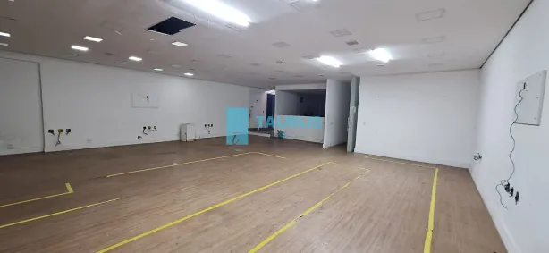 Ponto Comercial para alugar, 400m² no Indianópolis, São Paulo