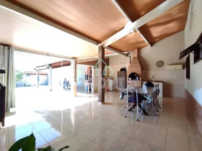 Casa com 2 Quartos à venda, 140m² no Cidade Jardim, Taubaté