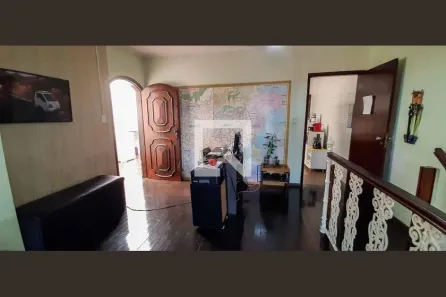 Casa com 3 Quartos à venda, 154m² no Jaguaribe, Osasco