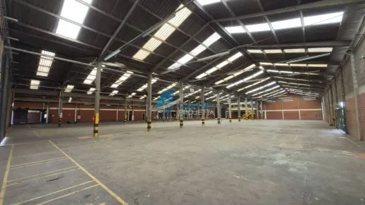 Galpão/Depósito/Armazém para alugar, 5090m² no Santa Paula, Ibiporã
