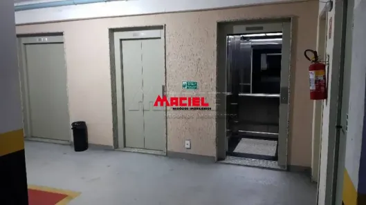 Sala Comercial à venda, 45m² no Centro, São José dos Campos