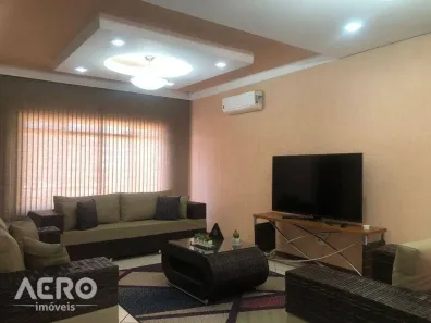 Casa com 3 Quartos à venda, 251m² no Vila Cardia, Bauru