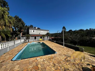 Fazenda/Sítio com 3 Quartos à venda, 220m² no Corumbá (Terra Preta), Mairiporã