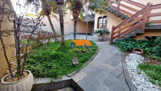 Casa com 3 Quartos à venda, 263m² no Santa Cruz, Belo Horizonte
