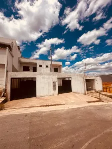 Casa com 3 Quartos à venda, 100m² no Monte Verde, Betim