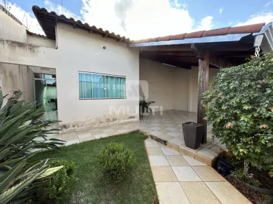 Casa com 3 Quartos à venda, 166m² no Jardim Patrícia, Uberlândia