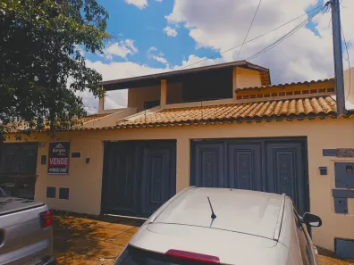 Casa com 6 Quartos à venda, 350m² no Parque Flamboyant, Aparecida de Goiânia