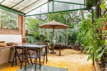 Casa com 5 Quartos à venda, 300m² no Vila Ipojuca, São Paulo
