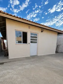 Casa com 2 Quartos à venda, 50m² no Luizote de Freitas, Uberlândia
