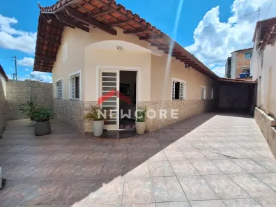 Casa com 4 Quartos à venda, 310m² no Parque Turistas, Contagem
