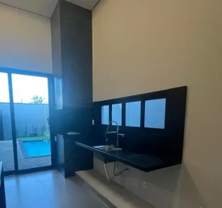 Casa com 3 Quartos à venda, 148m² no Aclimação, Uberlândia