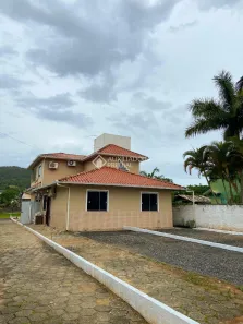 Apartamento com 2 Quartos para alugar, 60m² no Campeche, Florianópolis