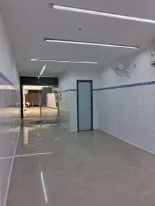 Ponto Comercial para alugar, 30m² no Centro, Duque de Caxias