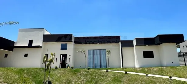 Casa de Condomínio com 3 Quartos à venda, 280m² no Caxambu, Jundiaí