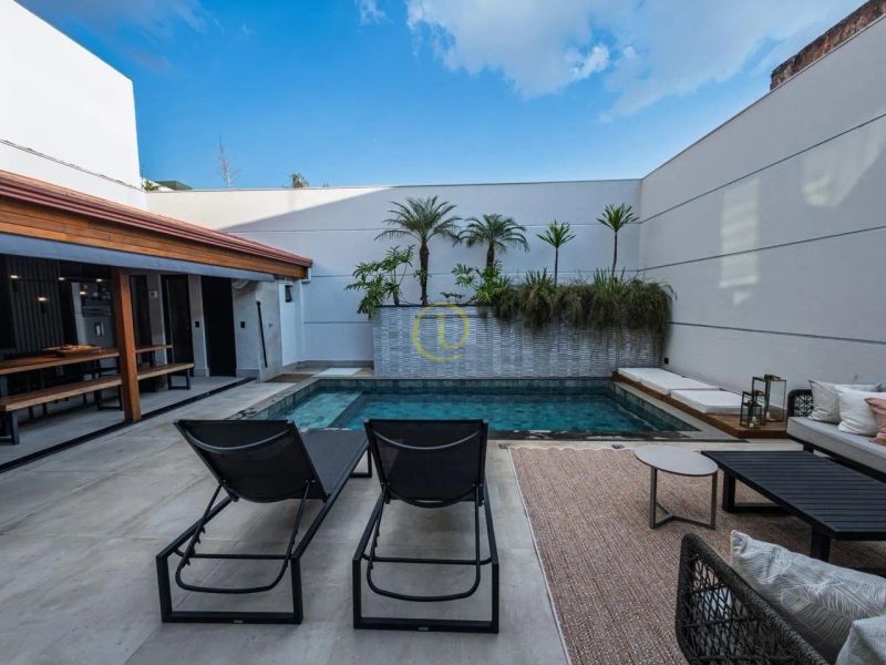Casa com 3 quartos — Ouro Preto, Belo Horizonte