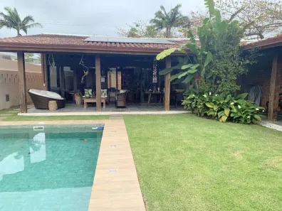 Casa com 5 Quartos à venda, 679m² no Balneário Praia do Pernambuco, Guarujá
