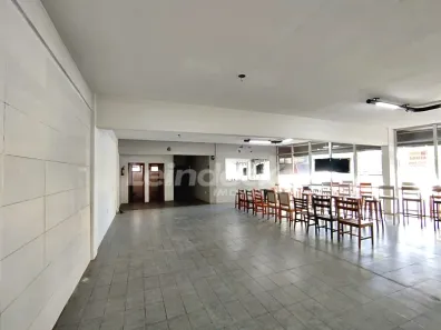 Sala Comercial para alugar, 1686m² no Jardim Carvalho, Porto Alegre