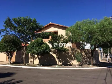 Casa com 4 Quartos à venda, 230m² no João Aranha, Paulínia