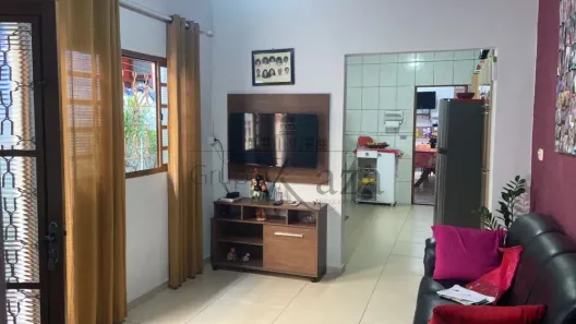 Sobrado com 3 Quartos à venda, 94m² no Parque Meia Lua, Jacareí