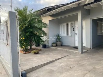 Casa com 2 Quartos à venda, 200m² no Vila Carlos Antônio Wilkens, Cachoeirinha