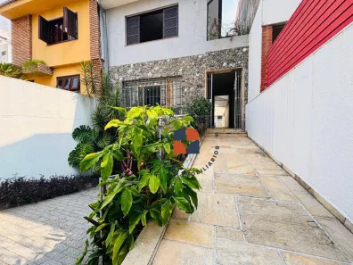 Casa com 3 Quartos para alugar, 278m² no Sumaré, São Paulo