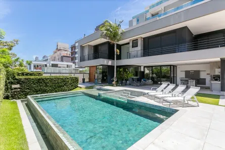 Casa com 5 Quartos para alugar, 480m² no Jurerê Internacional, Florianópolis