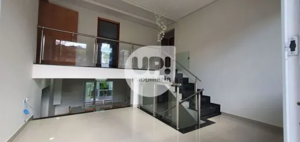 Casa de Condomínio com 4 Quartos para alugar, 358m² no Recanto dos Universitários, Rio das Pedras