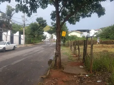 Lote/Terreno à venda, 683m² no Recanto da Mata, Juiz de Fora