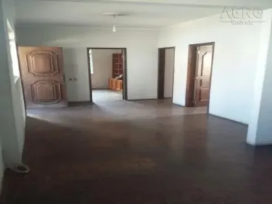 Casa com 5 Quartos à venda, 270m² no Vila Mesquita, Bauru