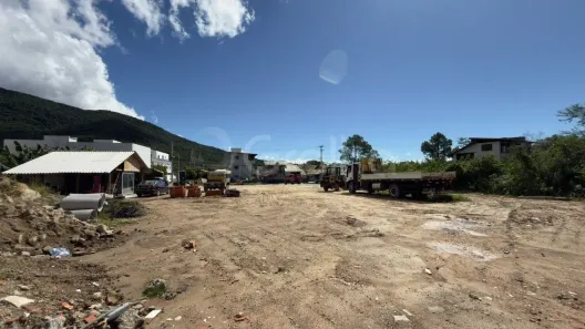 Lote/Terreno à venda, 2859m² no Ribeirão da Ilha, Florianópolis