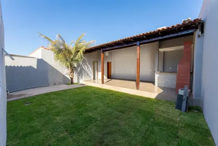 Casa com 3 Quartos à venda, 175m² no São Jorge, Uberlândia